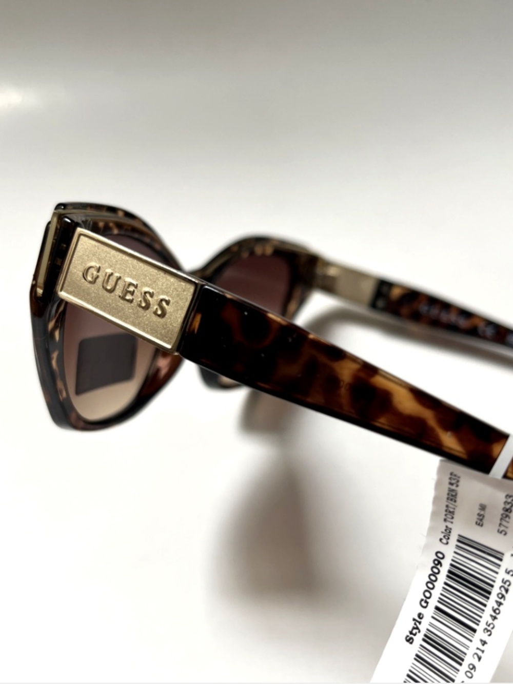 New GUESS Cat Eye Sunglasses GO00090 Acetate Tortoise Shell Logo Gold Detail - Picture 4 of 7